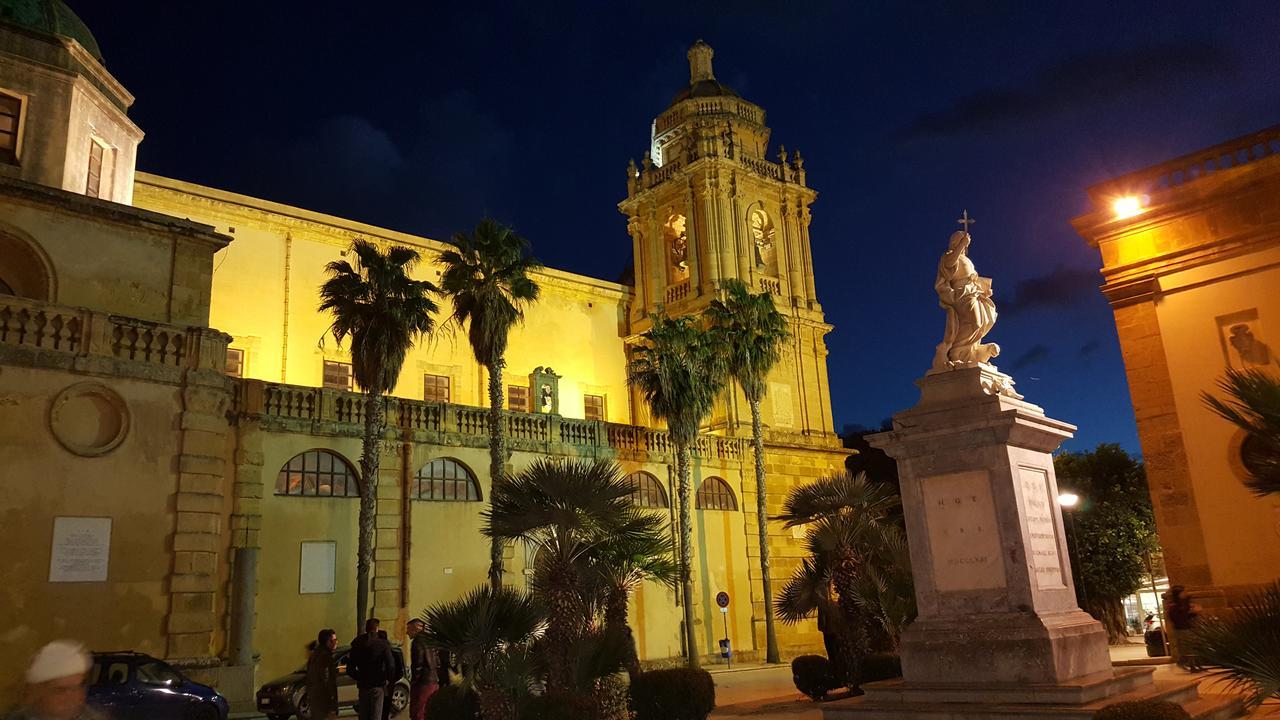 Casa Turismo "Madonna Del Paradiso" Mazara del Vallo Exterior photo